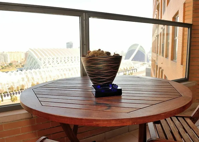 Travel Habitat L'umbracle *