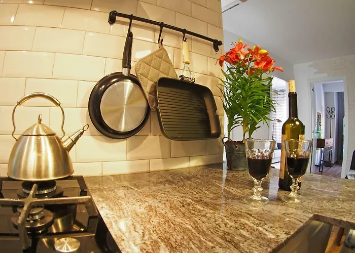 Valencian * Βαλένθια