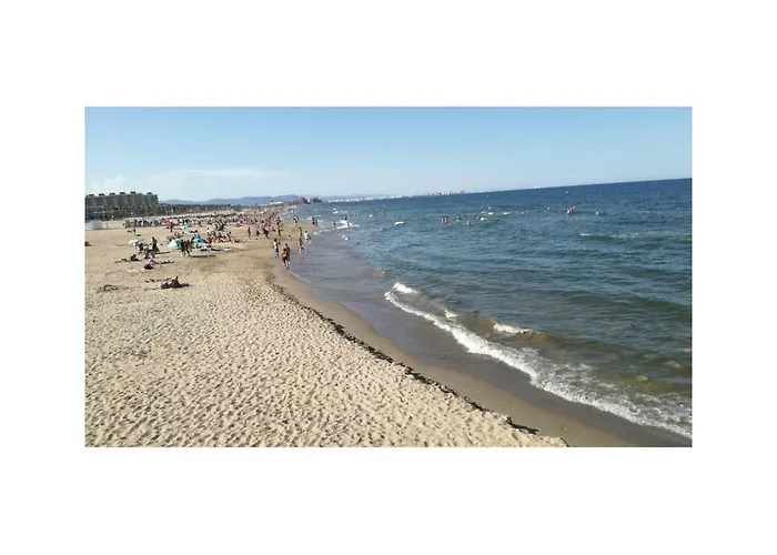 Piso En Malvarrosa شقة