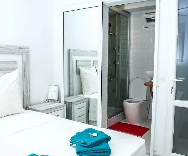 Διαμέρισμα Laura Sea View *