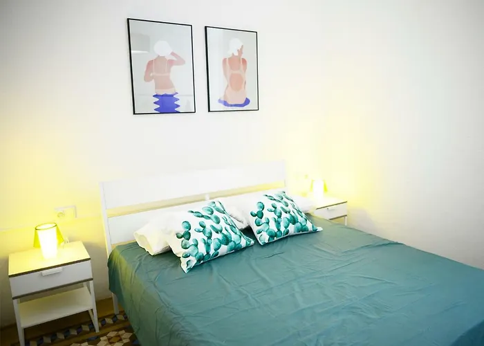 Hall Correos Apartment