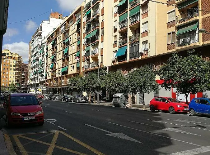 Centrico En Proximo Parada De Metro Angel Guimera * Valencia