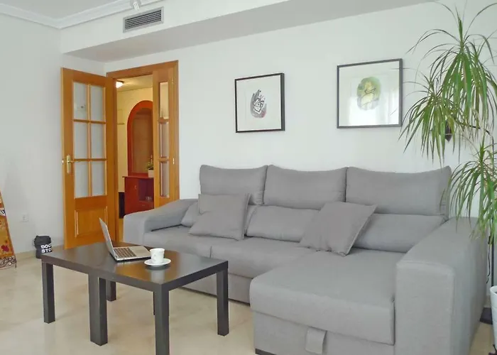 En La Ciudad De Ciencias بيت للعطل *