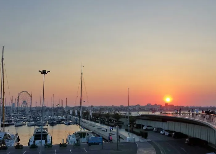 On Carrer Del Dr. Lluch Apartament