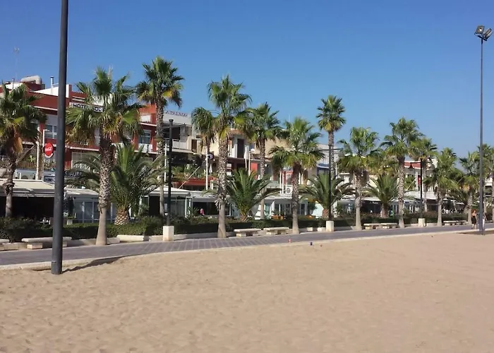 Loft In Ehemaligem Fischer Haus * فالنسيا