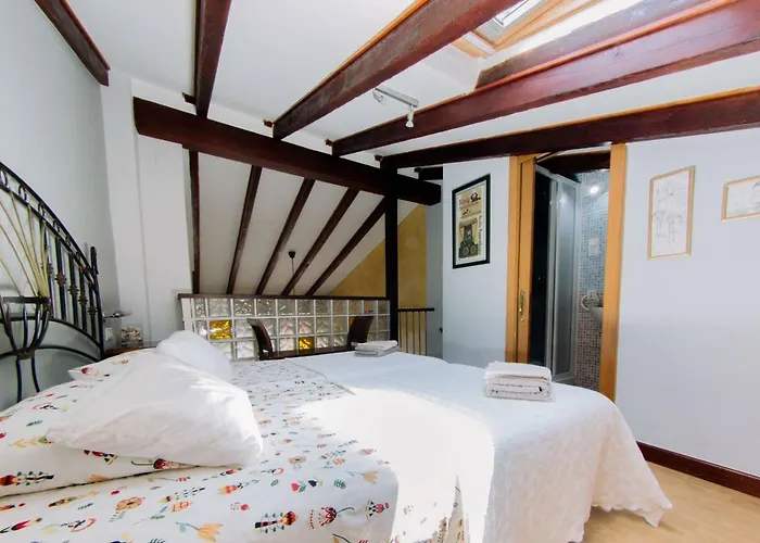 Loft In Ehemaligem Fischer Haus فالنسيا