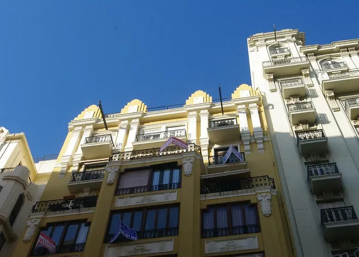 Carlos & Ana Amplio 4 Centro *