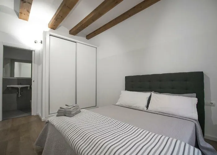 Ambrosio Flats - El Mercat 아파트 *