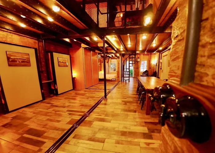 Old Fisherman's House In Malvarrosa 아파트 *