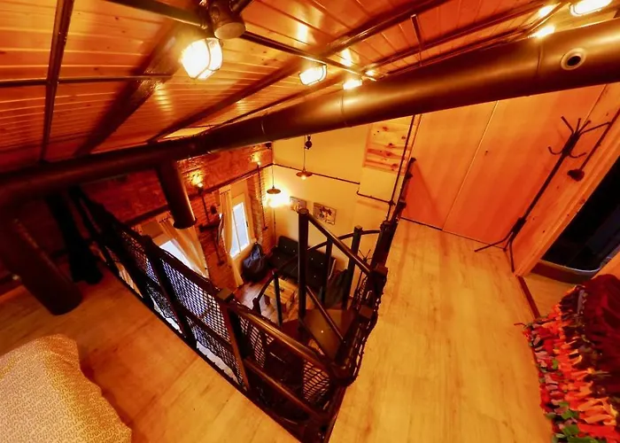 Old Fisherman's House In Malvarrosa * Valensiya