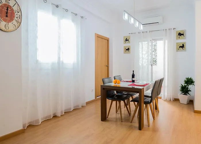 Confortable * La Marina De Διαμέρισμα