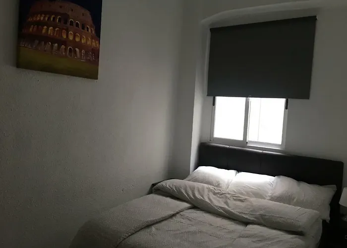 Apartment Ciudad De Ciencias 3 *