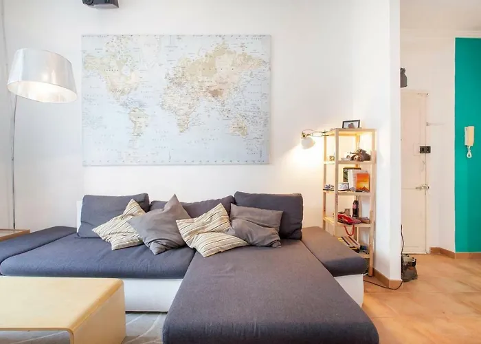 Luminous & Cosy Down Town 아파트 *