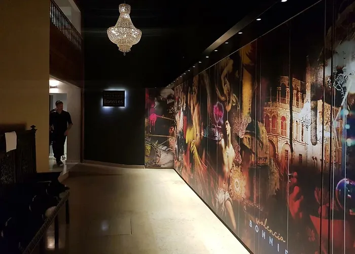 Bonnies & 아파트 발렌시아