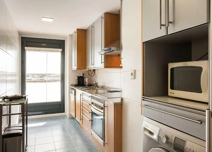 En La Ciudad De Ciencias Y Cerca De La Playa 아파트