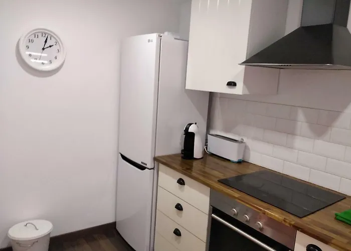 Cerca De La Playa Y Ciudad De Ciencias Valencia