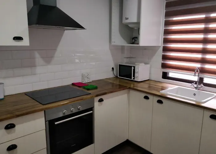 Cerca De La Playa Y Ciudad De Ciencias