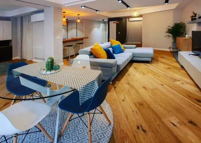 Hexagonal Design 아파트 *