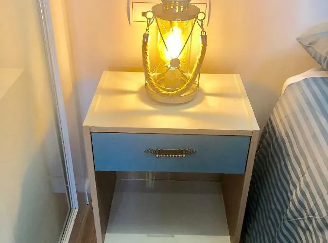 Beautiful Penthouse In Best Area Διαμέρισμα *