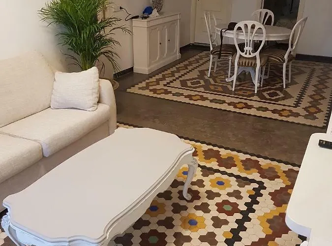 Domus Centro Frente A Torres De Serrano *