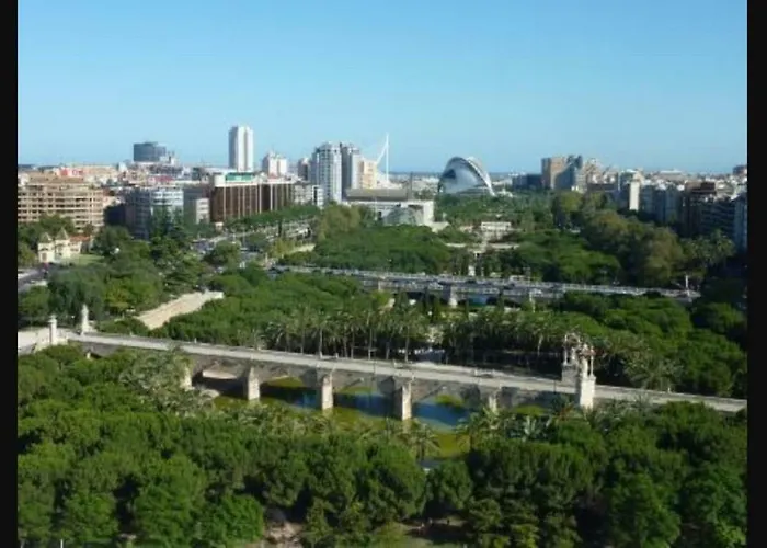 En Universidad Y Cerca De La Playa