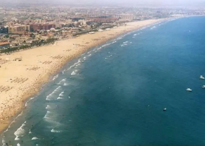 En Universidad Y Cerca De La Playa Appartement *