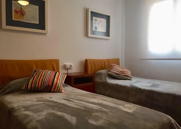 En Universidad Y Cerca De La Playa Lejlighed