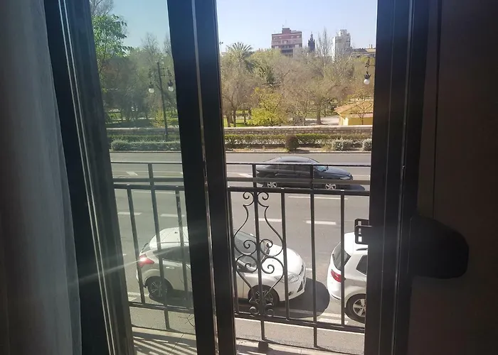 Domus Centro Frente A Torres De Serrano 아파트 발렌시아