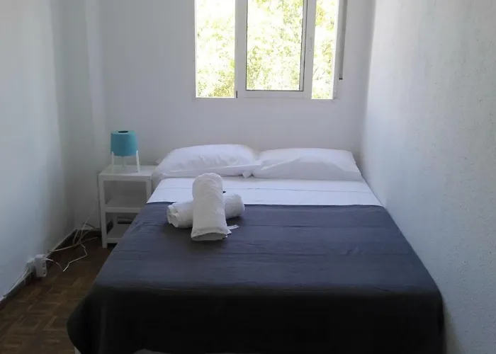 Center منزل للإقامة