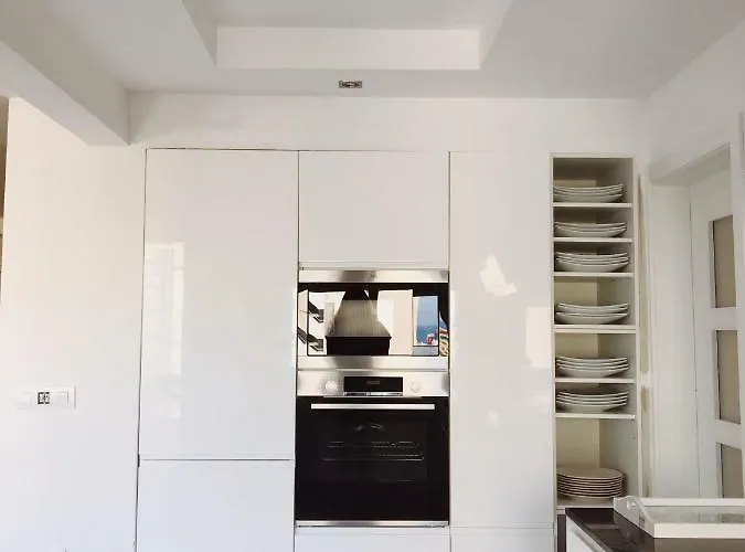 The White Apartment: Luxury, And Design *