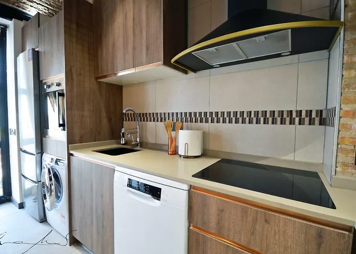 Casita En El Cabanal Con Patio *