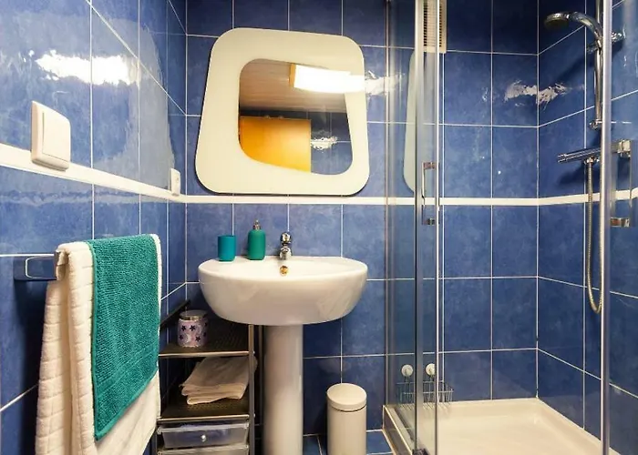 아파트 En La Ciudad De Ciencias Y Cerca De La Playa *