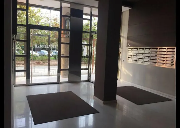 En La Ciudad De Ciencias Y Cerca De La Playa 아파트