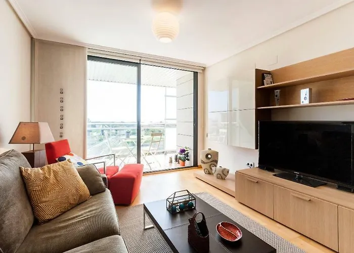 En La Ciudad De Ciencias Y Cerca De La Playa