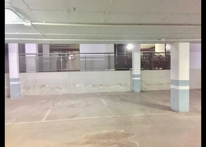 아파트 En La Ciudad De Ciencias Y Cerca De La Playa *