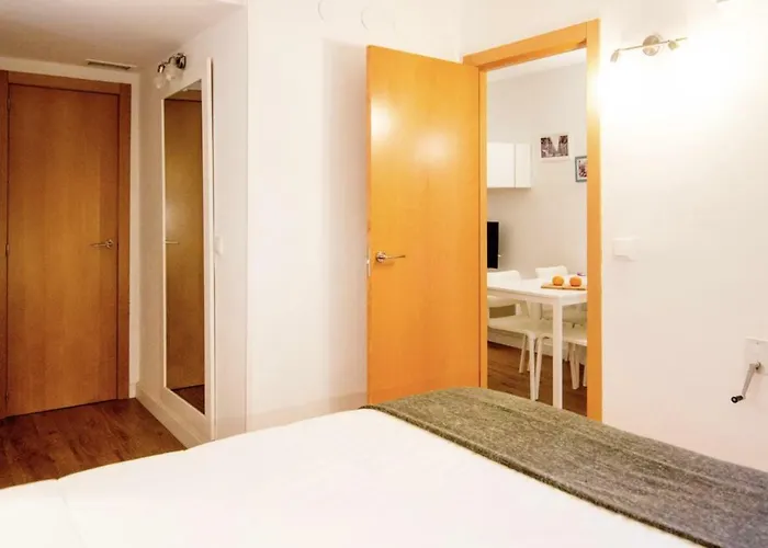 Station. Free Wifi & Terrace