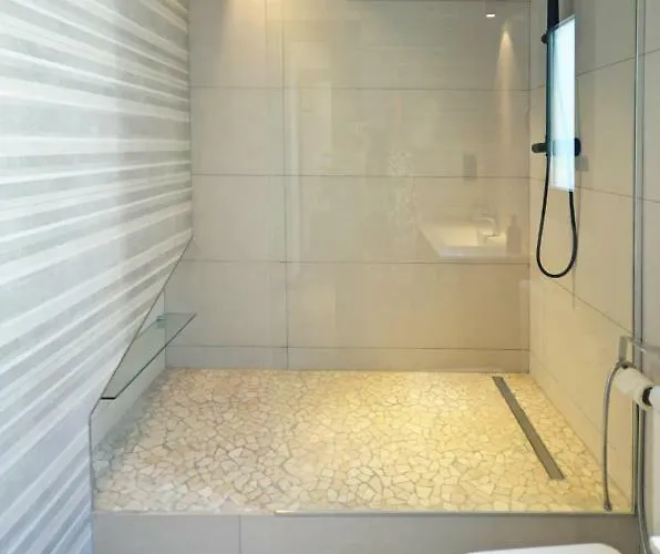 Casita En El Cabanal Con Patio