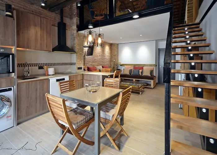 Casita En El Cabanal Con Patio *