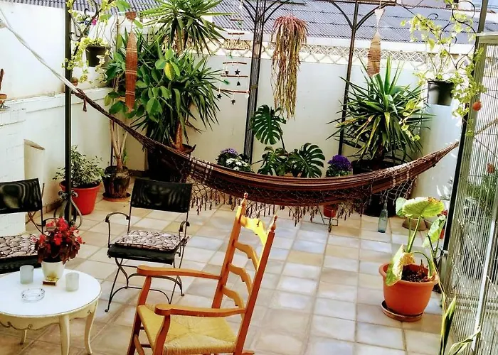 Angel Guimera & Breakfast *