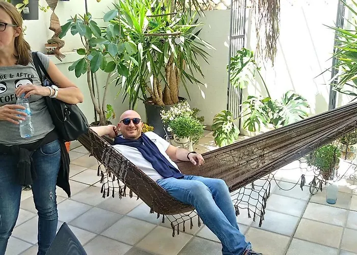 Angel Guimera & Breakfast Couette-café Valence