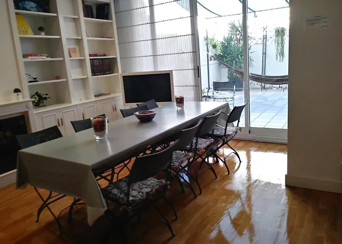 Angel Guimera & Breakfast *