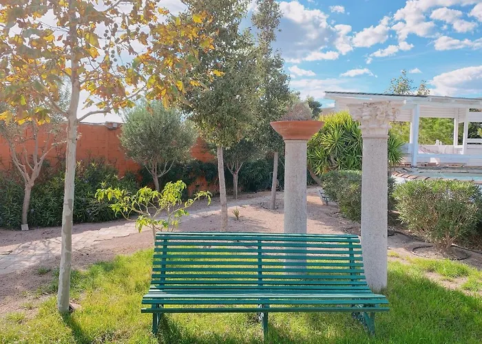 Mom La Punta Πανσιόν