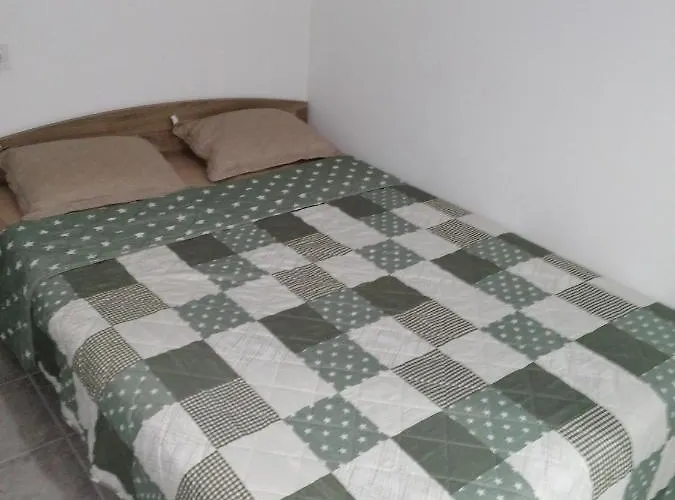 Fully Furnished Double Valencia