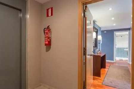 아파트 Luxury Penthouse Near Beach/seaview