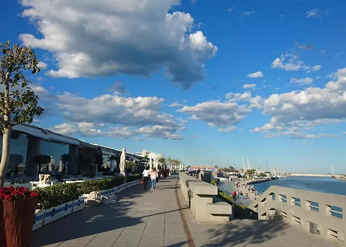 Luxury * فالنسيا