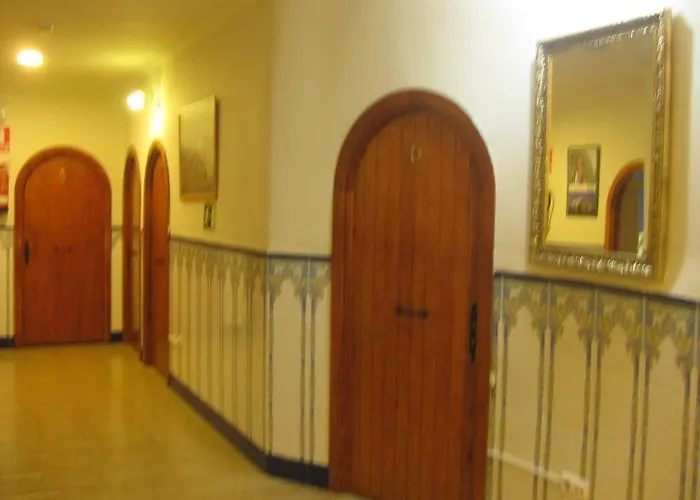 Tartessos בית הארחה