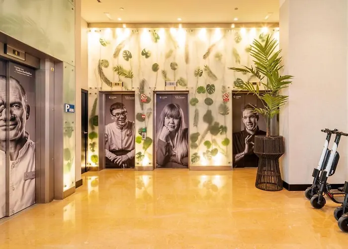 Ilunion 4 Hotel Valence