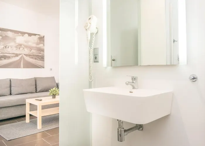 Luxury - Boutique Center Valenza