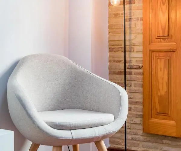 Travel Habitat Plaza De La Virgen فالنسيا