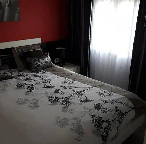 Moderno En El Parque De Cabecera